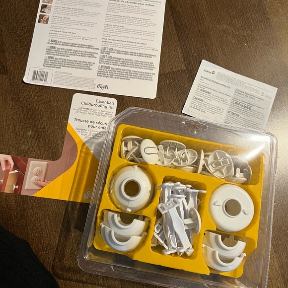 Safety 1st Child Proofing Kit - Picture 5 of 5